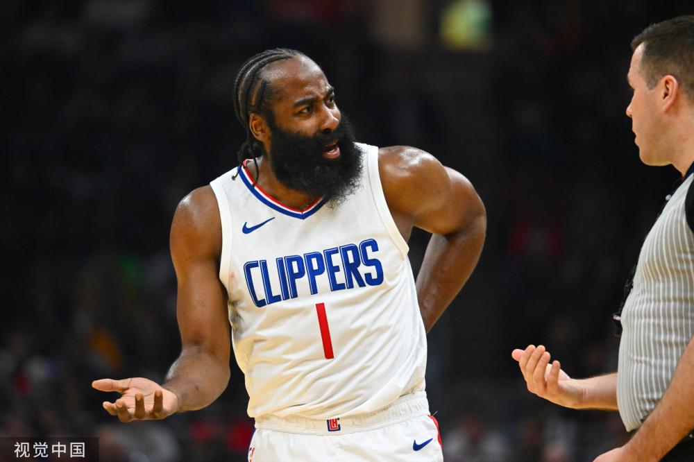 在社交媒体 在社交媒体