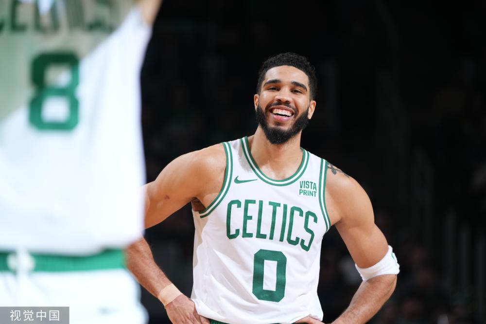 石惊起千层 石惊起千层