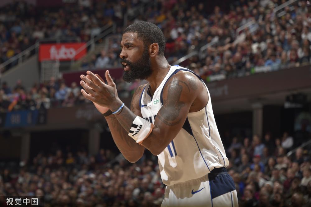 与此同时 与此同时